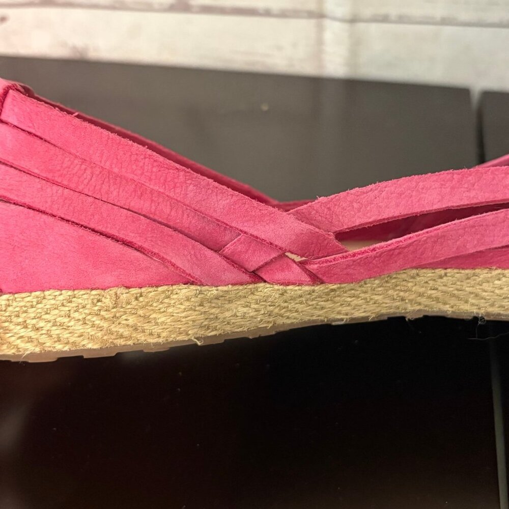 UGG‎ Australia Cicily Pink Flats Womens 9.5/10 - Picture 5 of 6